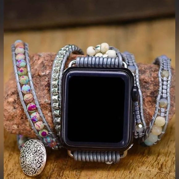 Cape Diablo leather Apple Watch band - Picture 3 of 4